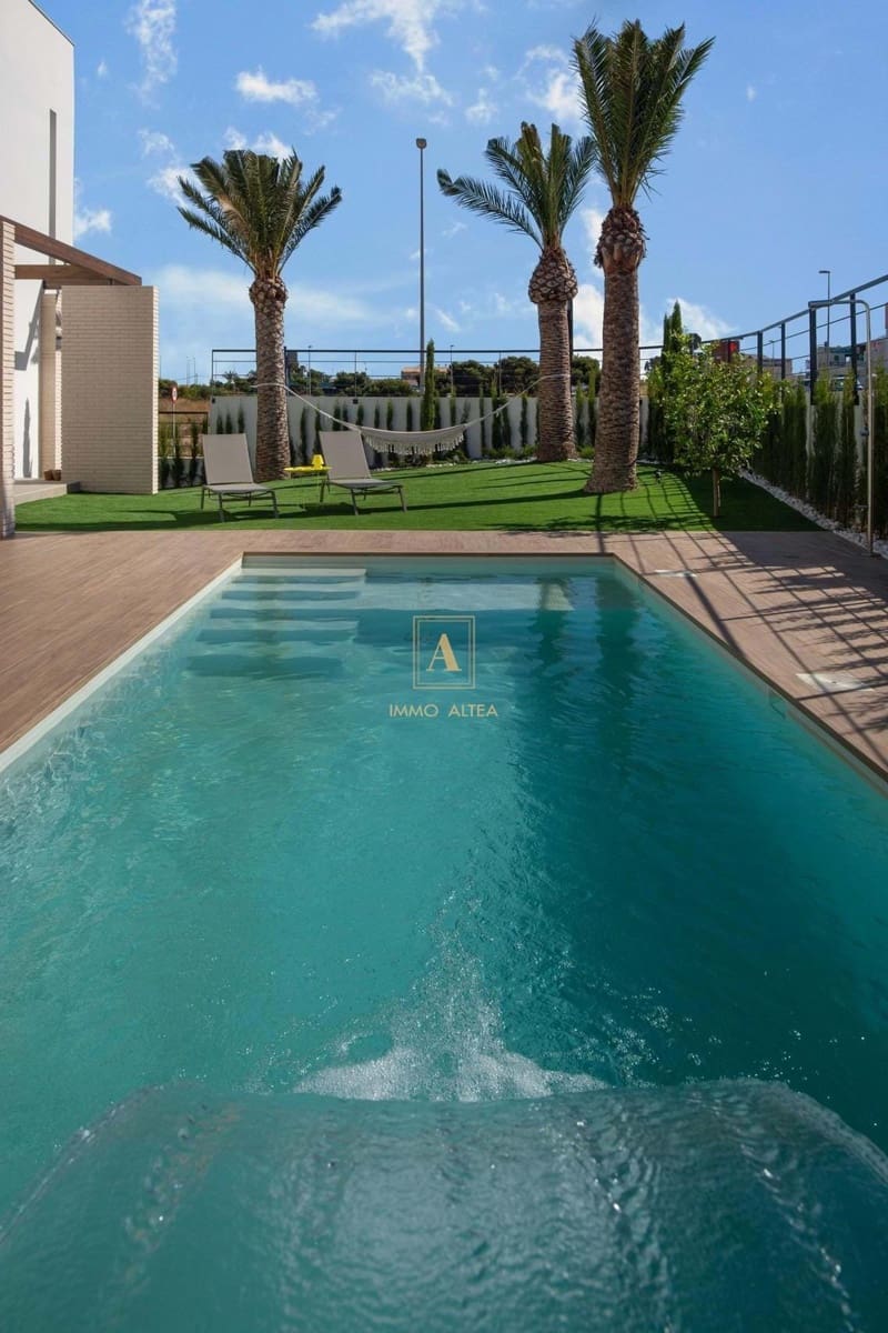 4 bedroom Villa for sale in Orihuela with pool - € 1,160,000 (Ref: 9566896)