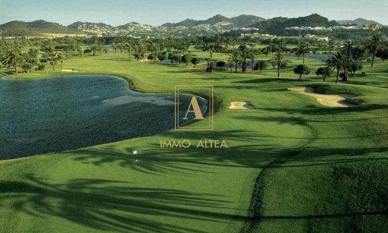 3 quarto Moradia para venda em La Manga del Mar Menor com piscina - 780 000 € (Ref: 9566897)