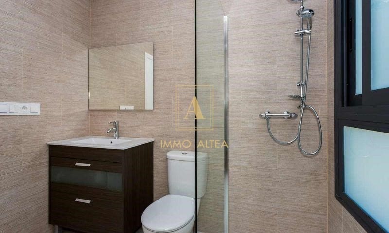 3 makuuhuone Huvila myytävänä paikassa Daya Nueva mukana uima-altaan - 365 000 € (Ref: 9566898)