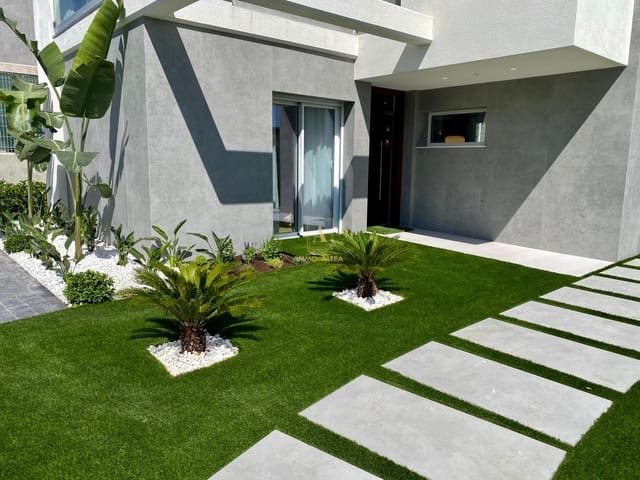 3 bedroom Villa for sale in Finestrat with pool - € 870,000 (Ref: 9566904)