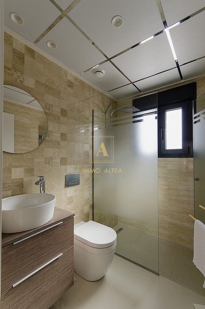 4 sypialnia Willa na sprzedaż w Playa Honda z basenem - 575 000 € (Ref: 9566913)