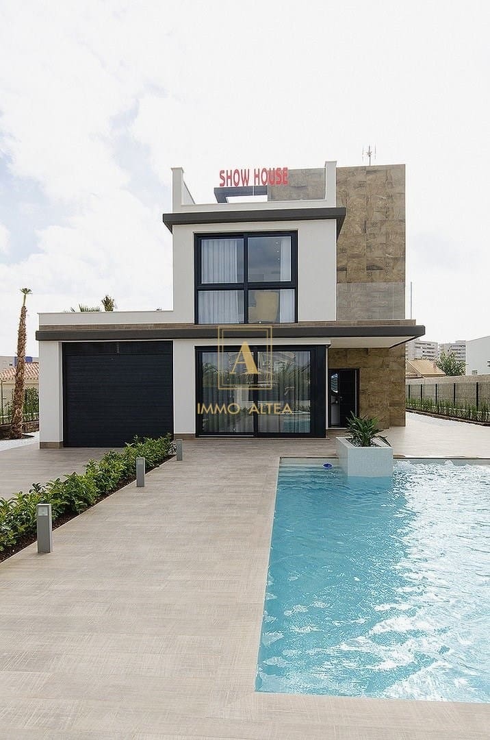4 bedroom Villa for sale in Orihuela with pool - € 995,000 (Ref: 9566915)