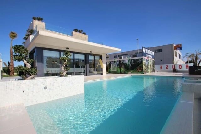 4 sovrum Villa till salu i Orihuela med pool - 1 195 000 € (Ref: 9566923)