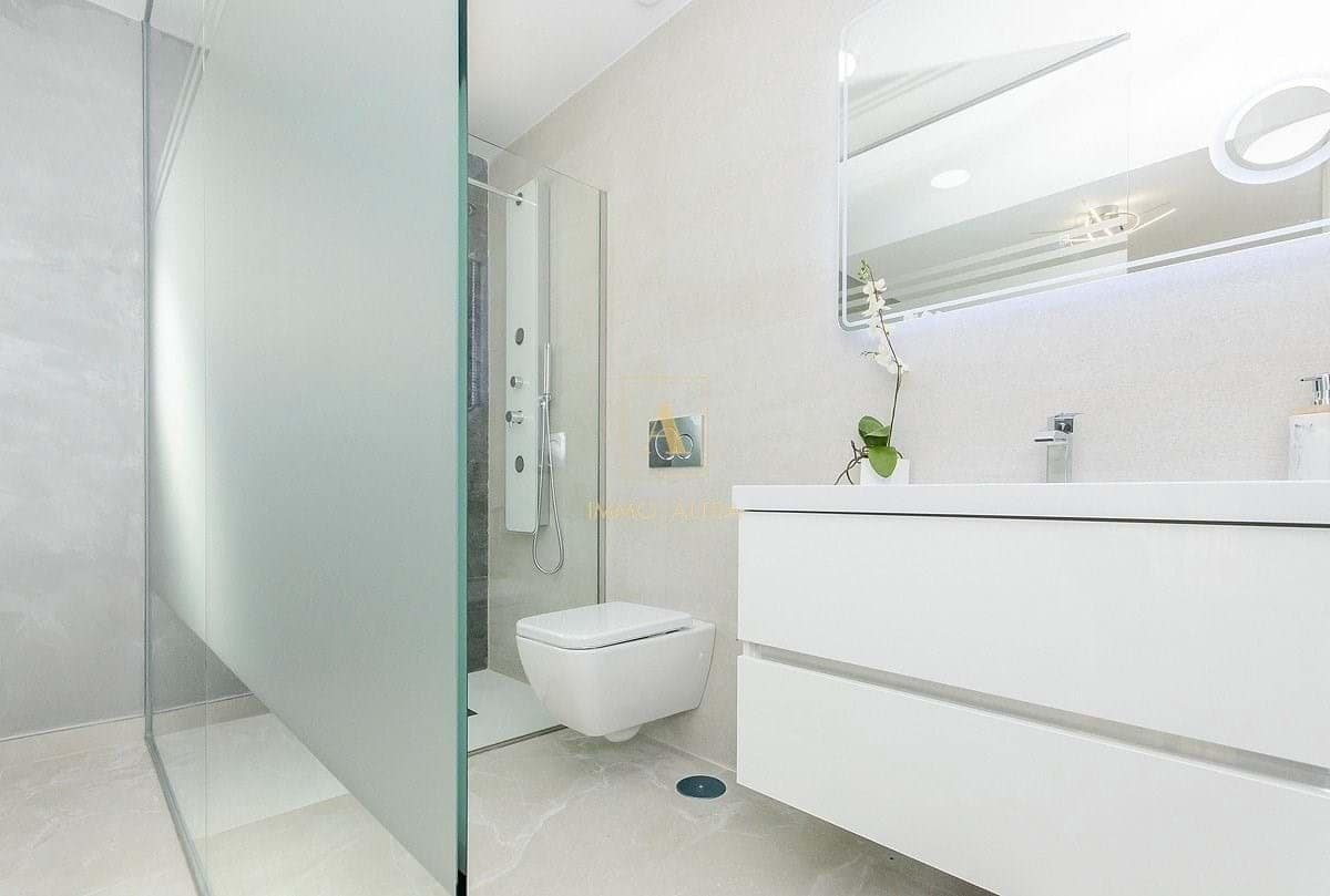 3 chambre Villa/Maison à vendre à San Miguel de Salinas avec piscine - 415 000 € (Ref: 9566932)