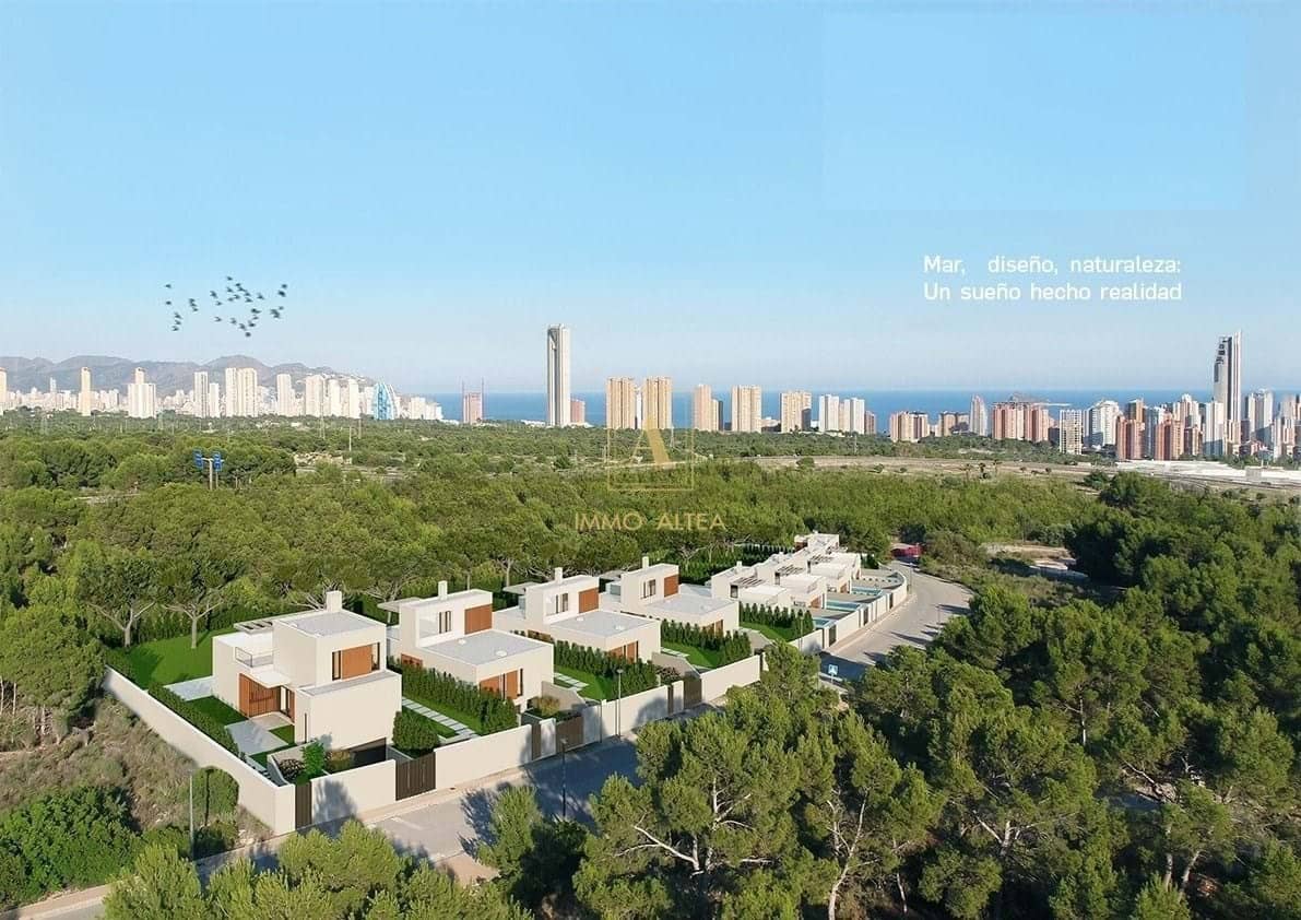 3 quarto Moradia para venda em Finestrat com piscina - 790 000 € (Ref: 9566935)