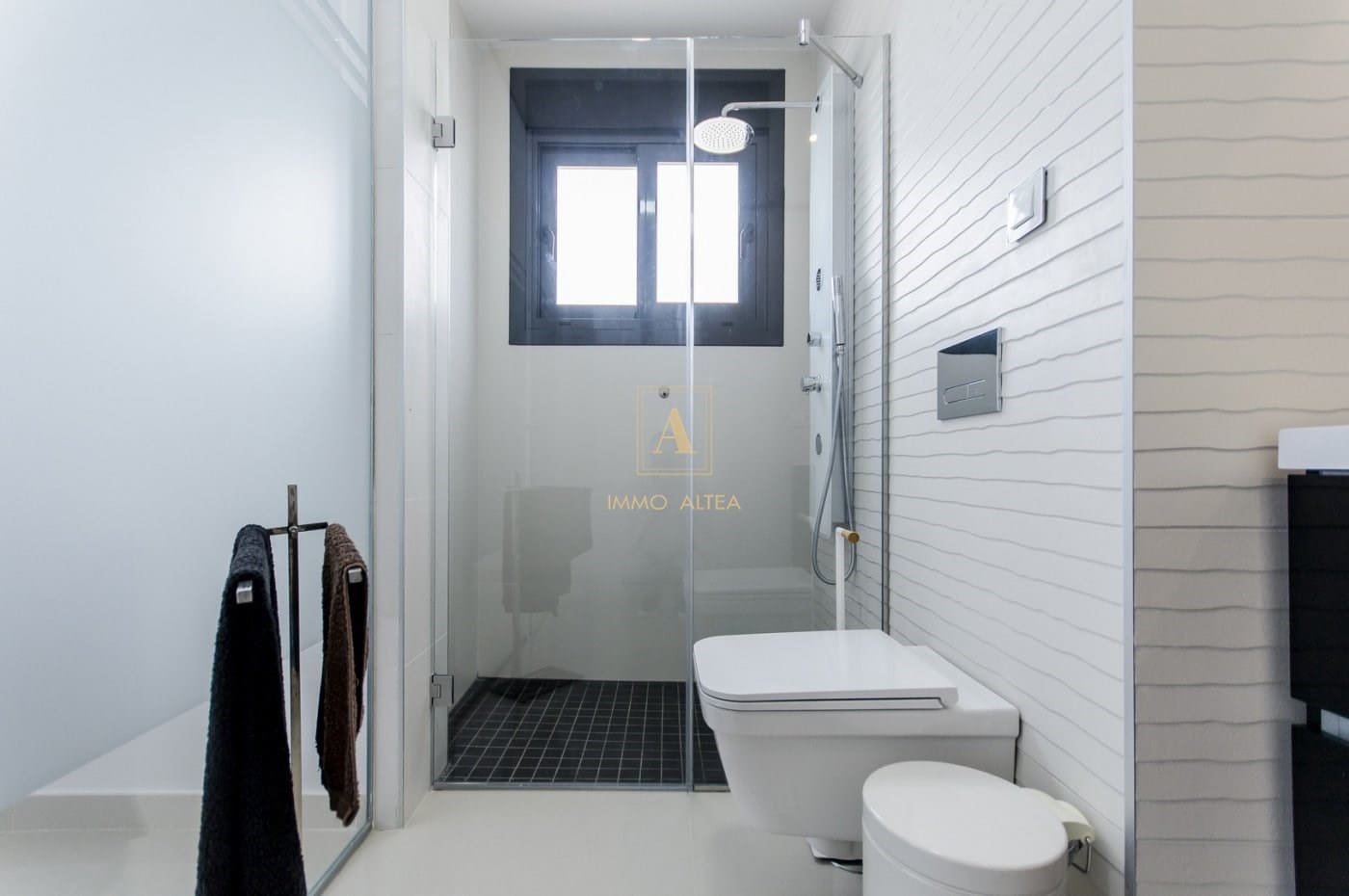 4 slaapkamer Villa te koop in San Miguel de Salinas met zwembad - € 630.000 (Ref: 9566946)