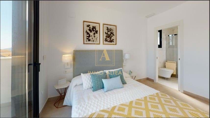 3 soveværelse Villa til salg i La Nucia med swimmingpool - € 600.000 (Ref: 9566951)