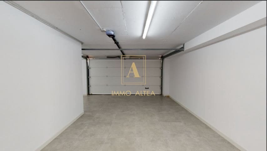 3 soveværelse Villa til salg i La Nucia med swimmingpool - € 600.000 (Ref: 9566951)