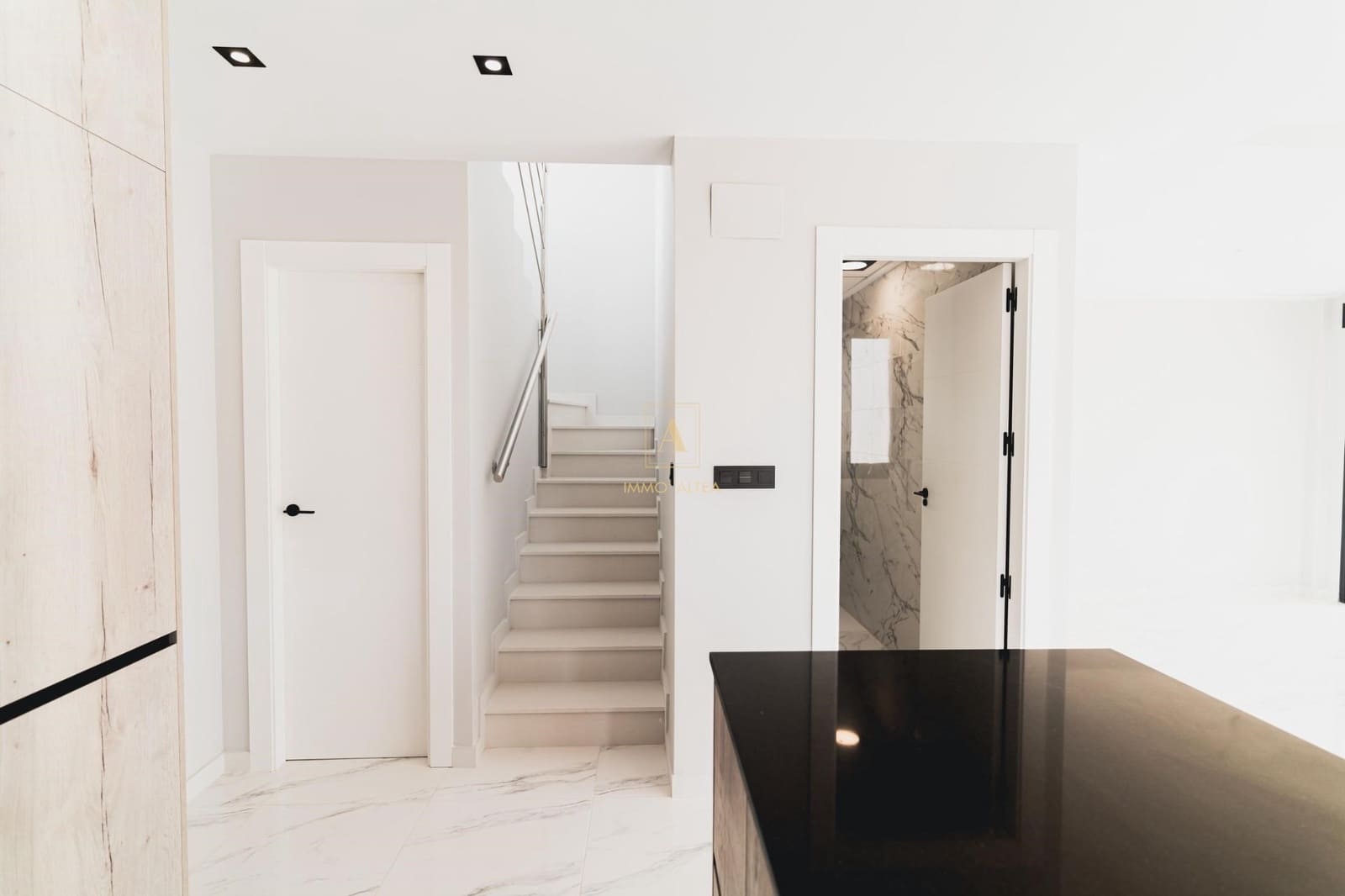 4 bedroom Villa for sale in Orihuela with pool - € 699,900 (Ref: 9566965)