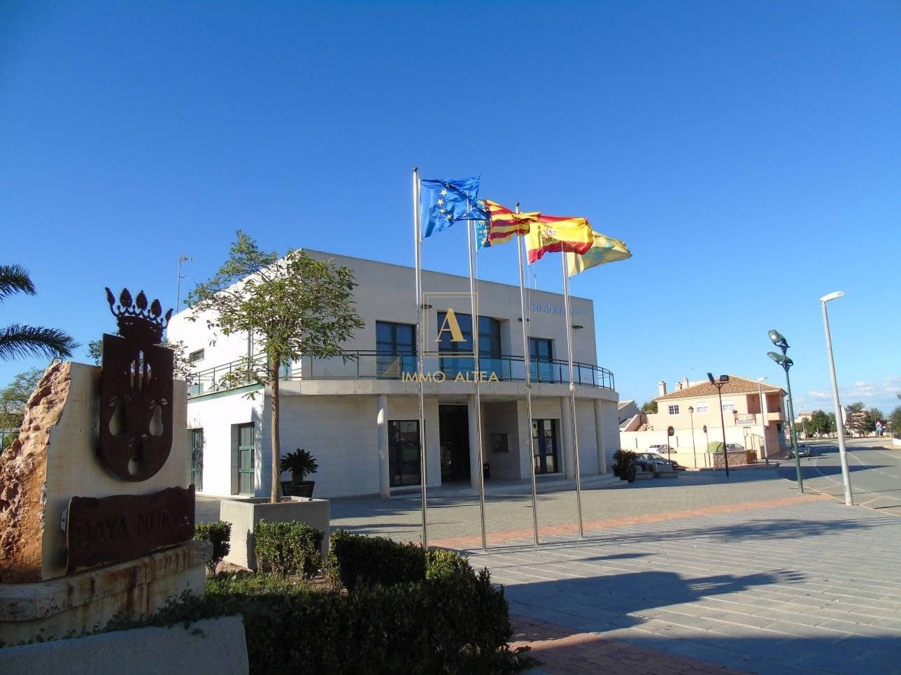 3 makuuhuone Huvila myytävänä paikassa Daya Nueva mukana uima-altaan - 311 000 € (Ref: 9566970)