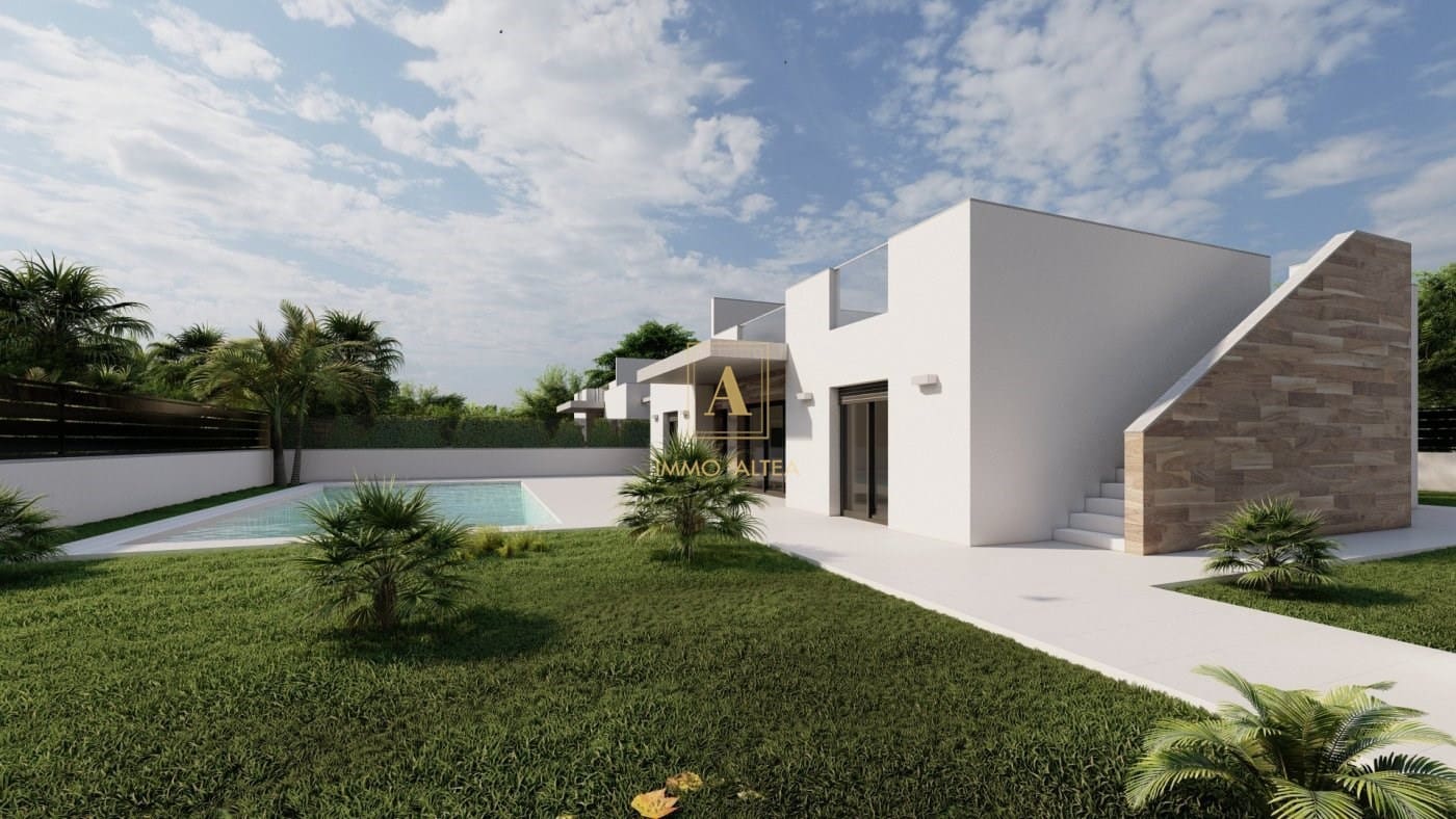 4 bedroom Villa for sale in Roldan with pool - € 674,500 (Ref: 9566995)