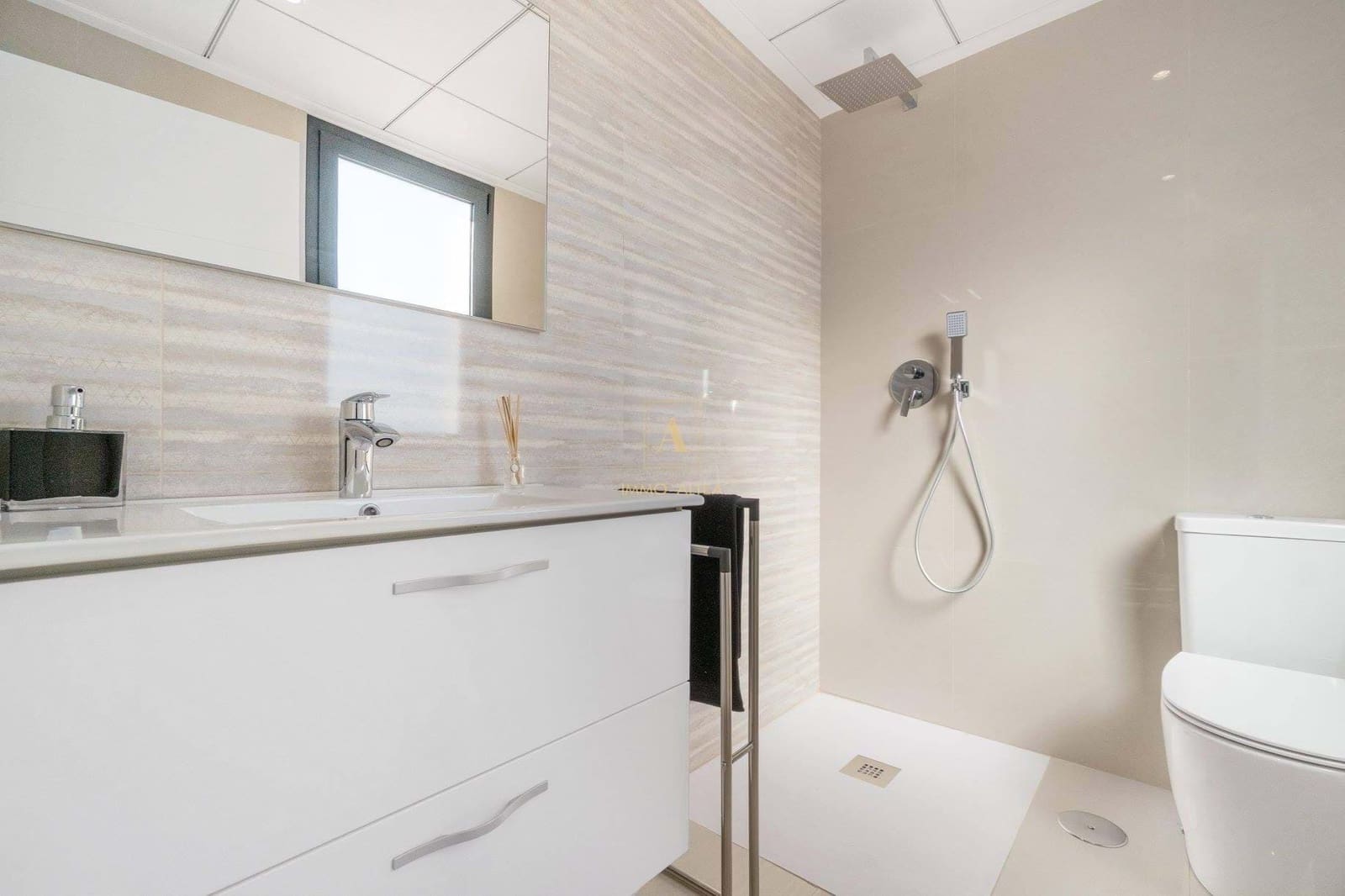 3 camera da letto Villa in vendita in Alicante citta con piscina - 499.000 € (Rif: 9567038)