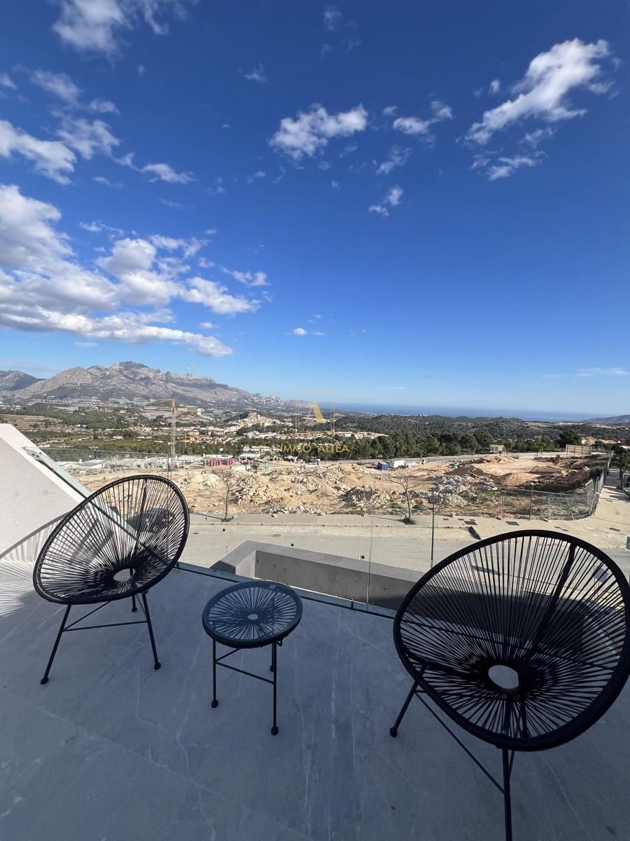 3 soveværelse Villa til salg i Polop med swimmingpool - € 663.115 (Ref: 9567056)