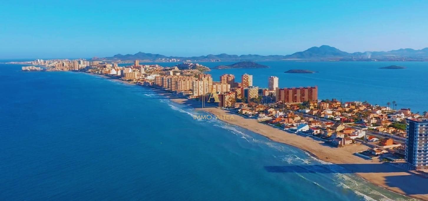 3 Zimmer Haus zu verkaufen in La Manga del Mar Menor mit Pool - 270.631 € (Ref: 9567085)