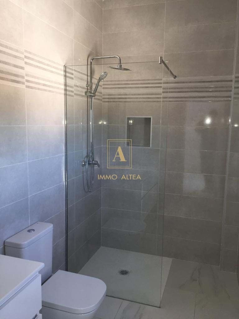 3 camera da letto Villa in vendita in Alicante citta con piscina - 332.000 € (Rif: 9567087)