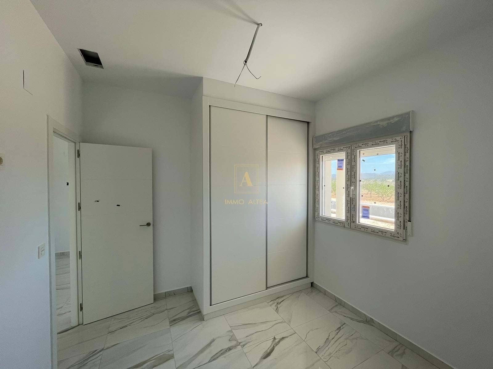 6 quarto Moradia para venda em Alicante cidade com piscina - 611 000 € (Ref: 9567092)