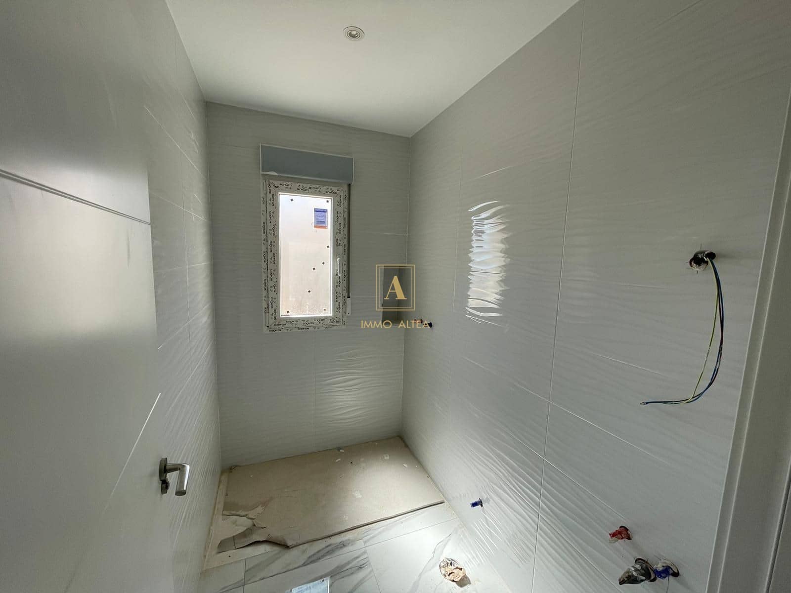 6 quarto Moradia para venda em Alicante cidade com piscina - 611 000 € (Ref: 9567092)