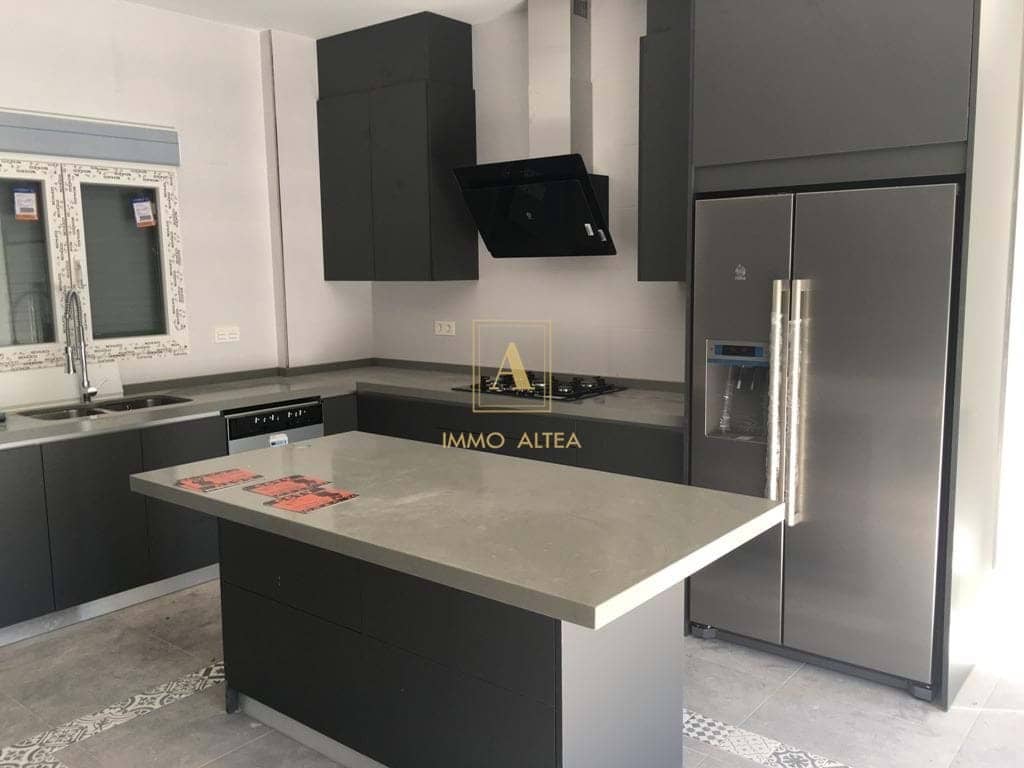3 camera da letto Villa in vendita in Alicante citta con piscina - 398.000 € (Rif: 9567093)