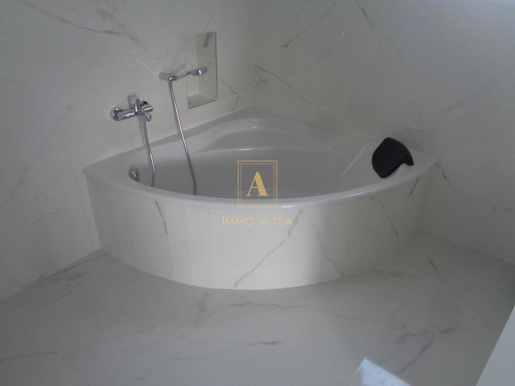 4 quarto Moradia para venda em Alicante cidade com piscina - 423 000 € (Ref: 9567097)
