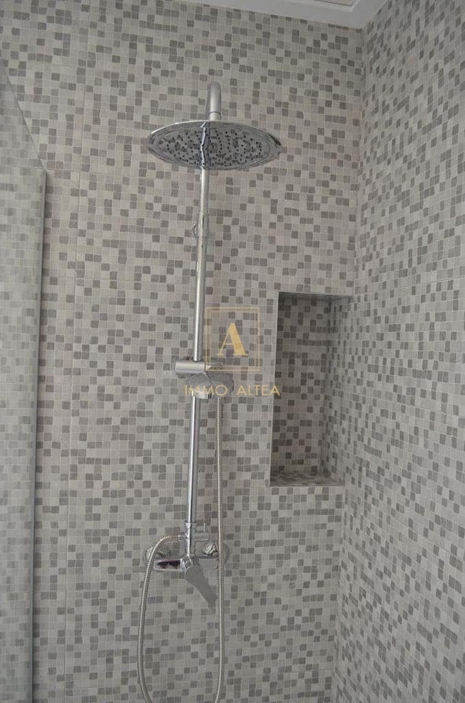 4 soveværelse Villa til salg i Alicante by med swimmingpool - € 505.000 (Ref: 9567098)