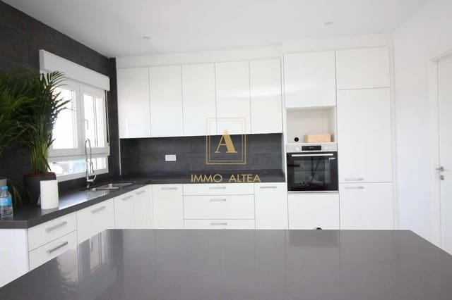 4 soveværelse Villa til salg i Alicante by med swimmingpool - € 547.000 (Ref: 9567099)