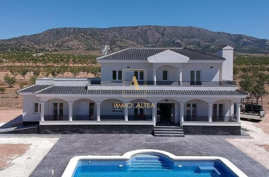 4 soveværelse Villa til salg i Alicante by med swimmingpool - € 547.000 (Ref: 9567099)