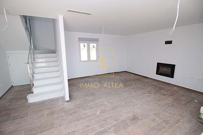 4 camera da letto Villa in vendita in Alicante citta con piscina - 375.000 € (Rif: 9567103)
