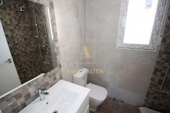 4 camera da letto Villa in vendita in Alicante citta con piscina - 375.000 € (Rif: 9567103)