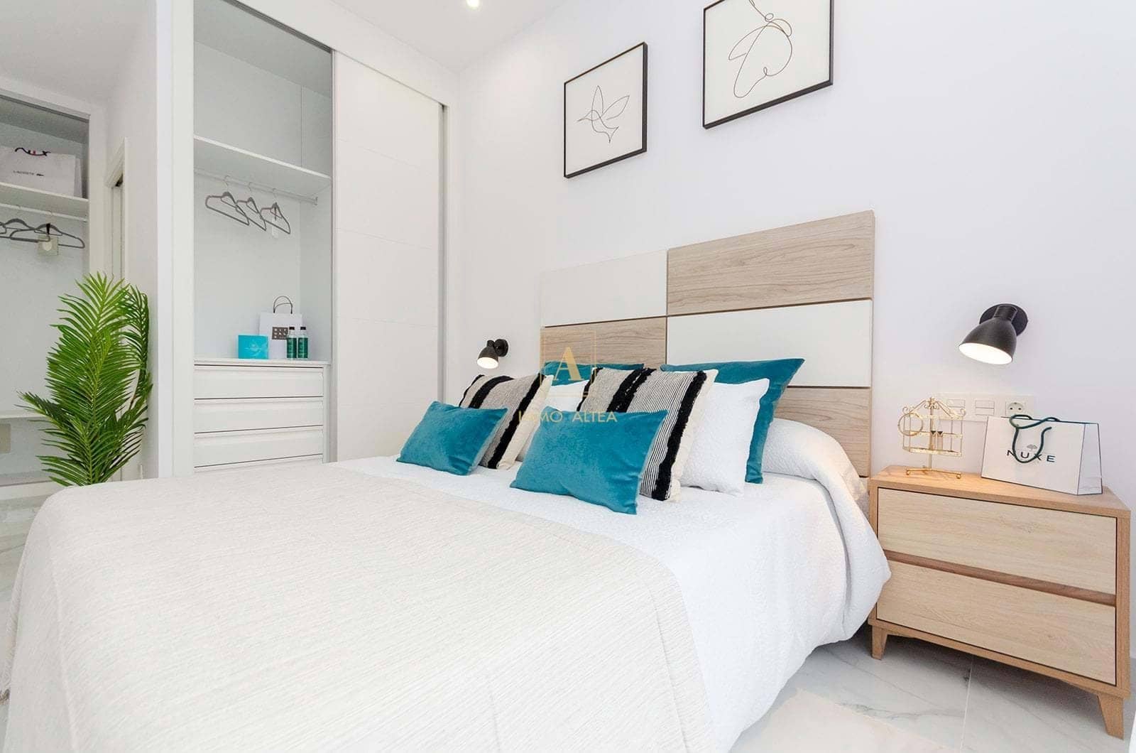 3 sypialnia Willa na sprzedaż w Torrevieja z basenem - 424 000 € (Ref: 9567129)