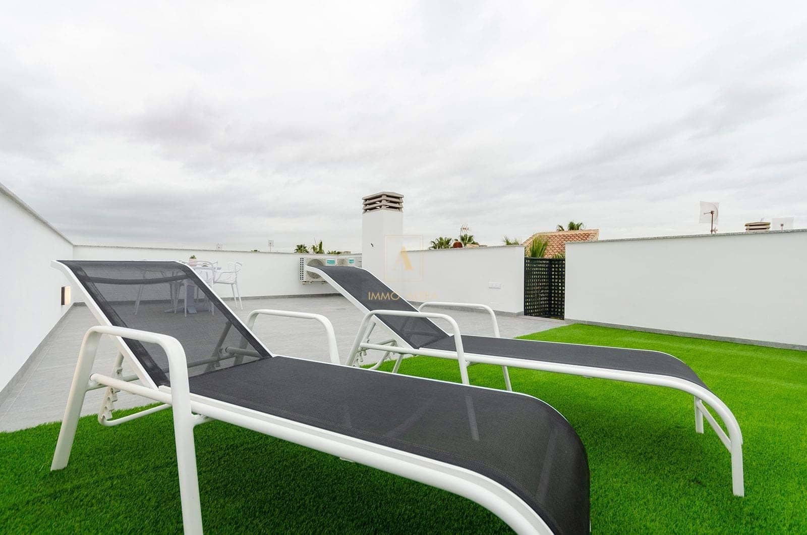 3 sypialnia Willa na sprzedaż w Torrevieja z basenem - 424 000 € (Ref: 9567129)