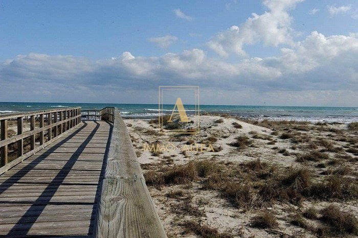 2 Zimmer Apartment zu verkaufen in Lo Pagan mit Pool - 254.900 € (Ref: 9567171)