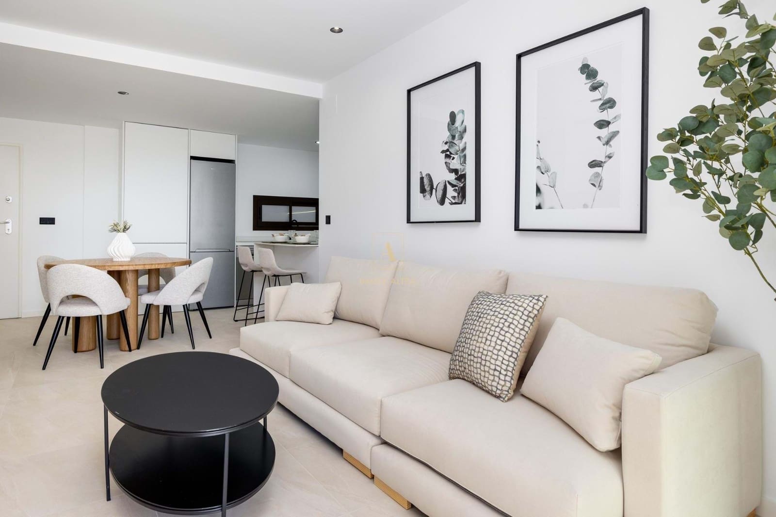 3 bedroom Apartment for sale in Los Alcazares with pool - € 320,000 (Ref: 9567196)