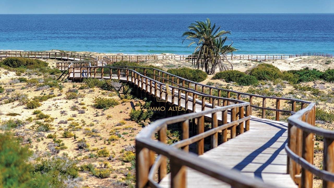 3 quarto Penthouse para venda em Monforte del Cid com piscina - 269 000 € (Ref: 9567241)