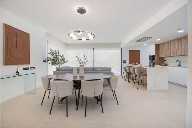 3 chambre Villa/Maison à vendre à Los Alcázares avec piscine - 695 000 € (Ref: 9567245)