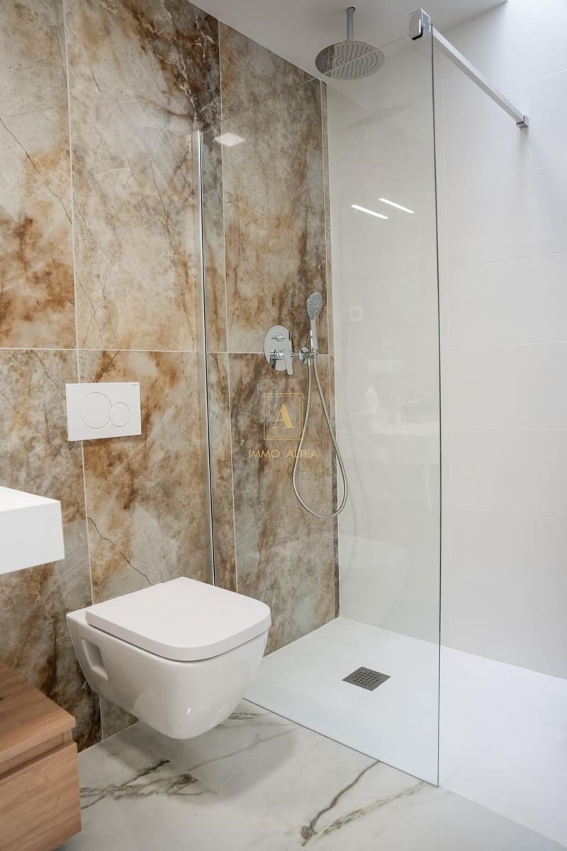 3 sypialnia Willa na sprzedaż w Miasto Alicante / Alacant z basenem - 532 000 € (Ref: 9567350)