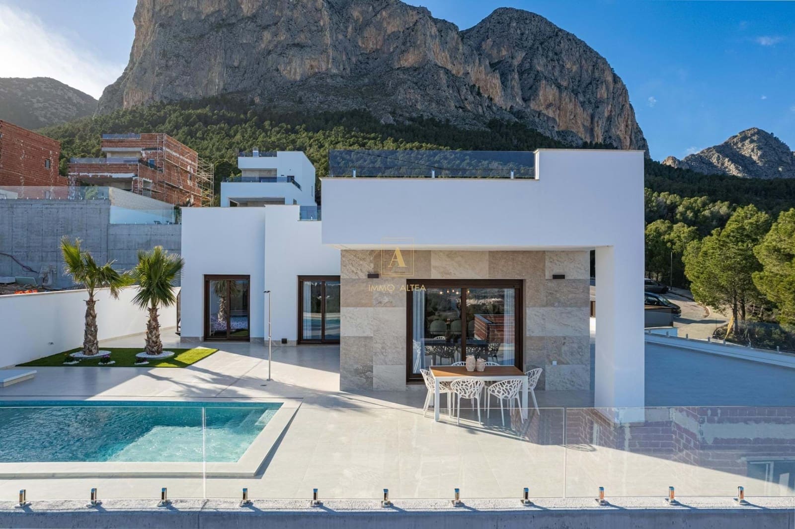 3 bedroom Villa for sale in Polop with pool - € 649,000 (Ref: 9567390)