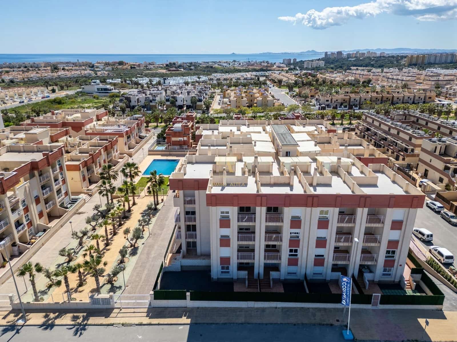 2 bedroom Apartment for sale in Orihuela with pool - € 186,500 (Ref: 9567402)