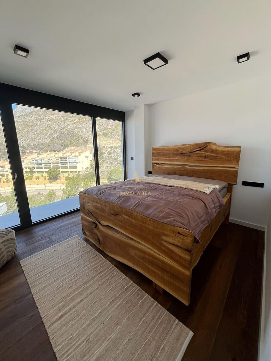 4 makuuhuone Huvila myytävänä paikassa Altea mukana uima-altaan - 790 000 € (Ref: 9567487)