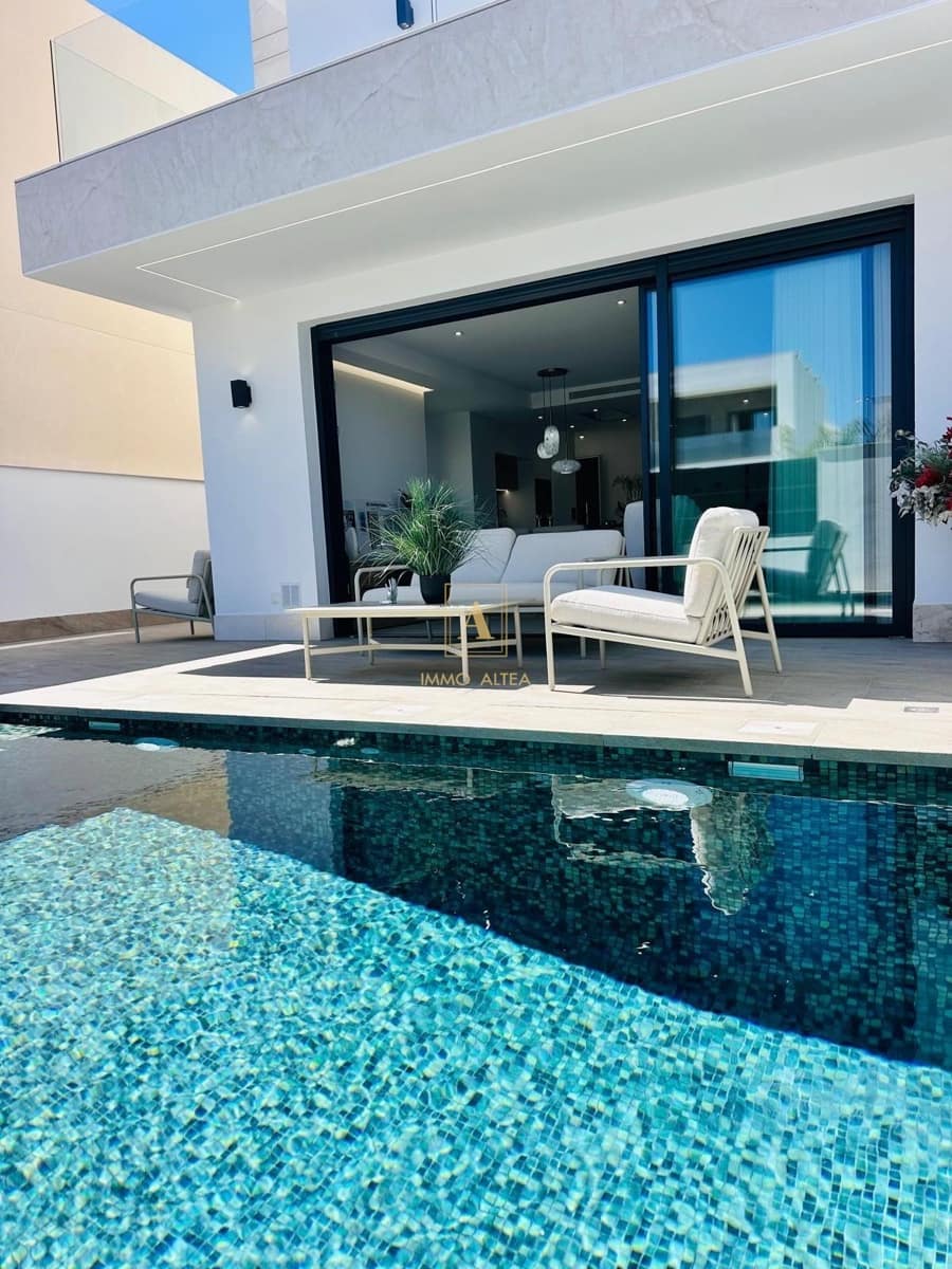 3 bedroom Villa for sale in Lo Pagan with pool - € 489,000 (Ref: 9567528)