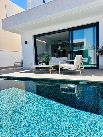3 soverom Villa til salgs i Lo Pagan, San Pedro del Pinatar med svømmebasseng - € 489 000 (Ref: 9567528)