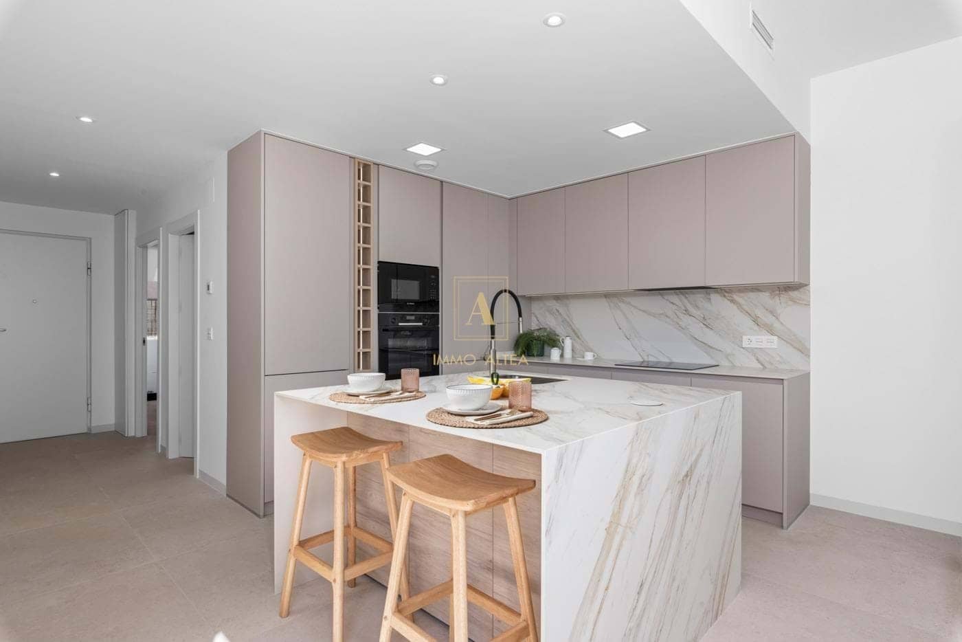 Chalet de 3 habitaciones en Los Alcázares en venta con piscina - 599.000 € (Ref: 9567650)