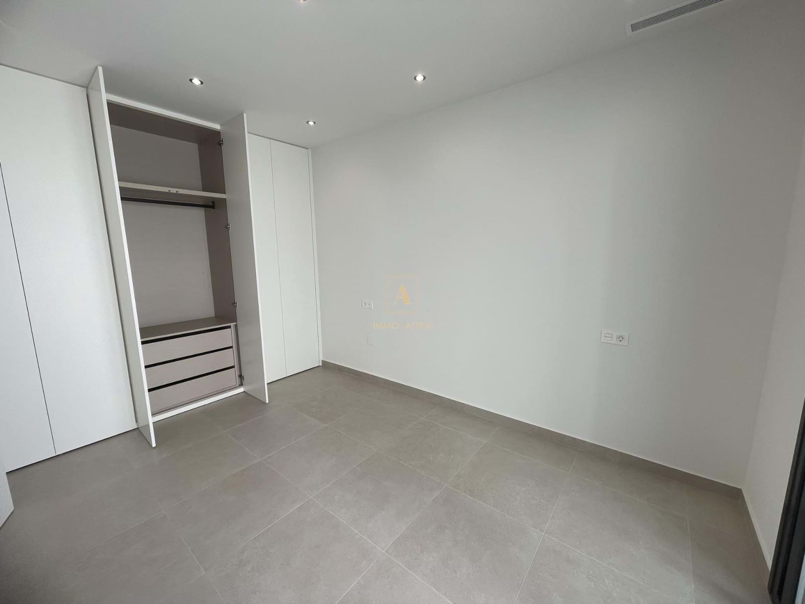 3 Zimmer Villa zu verkaufen in Almoradi mit Pool - 359.900 € (Ref: 9567693)