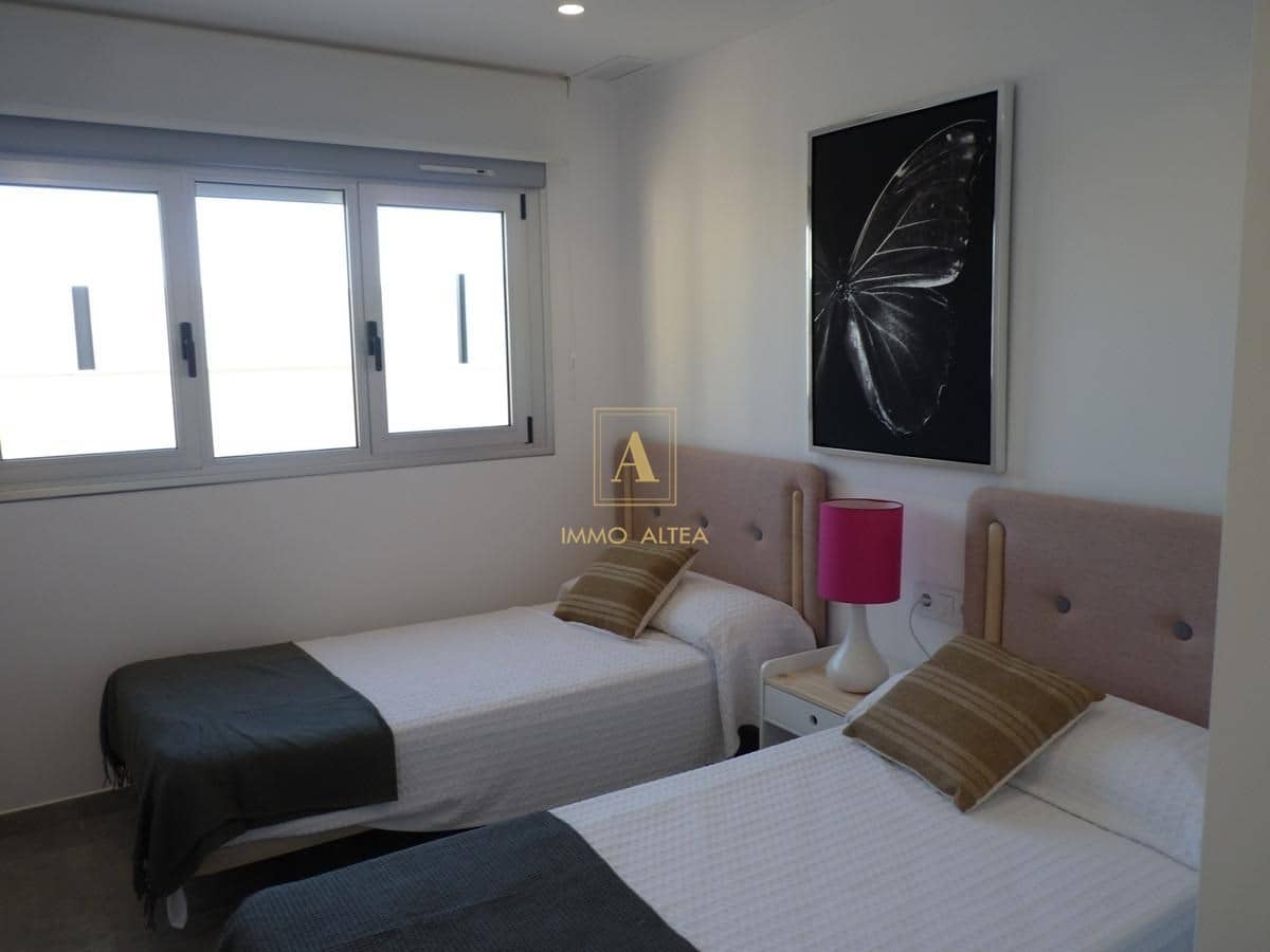 3 quarto Casa em Banda para venda em Pilar de la Horadada com piscina - 370 000 € (Ref: 9567699)