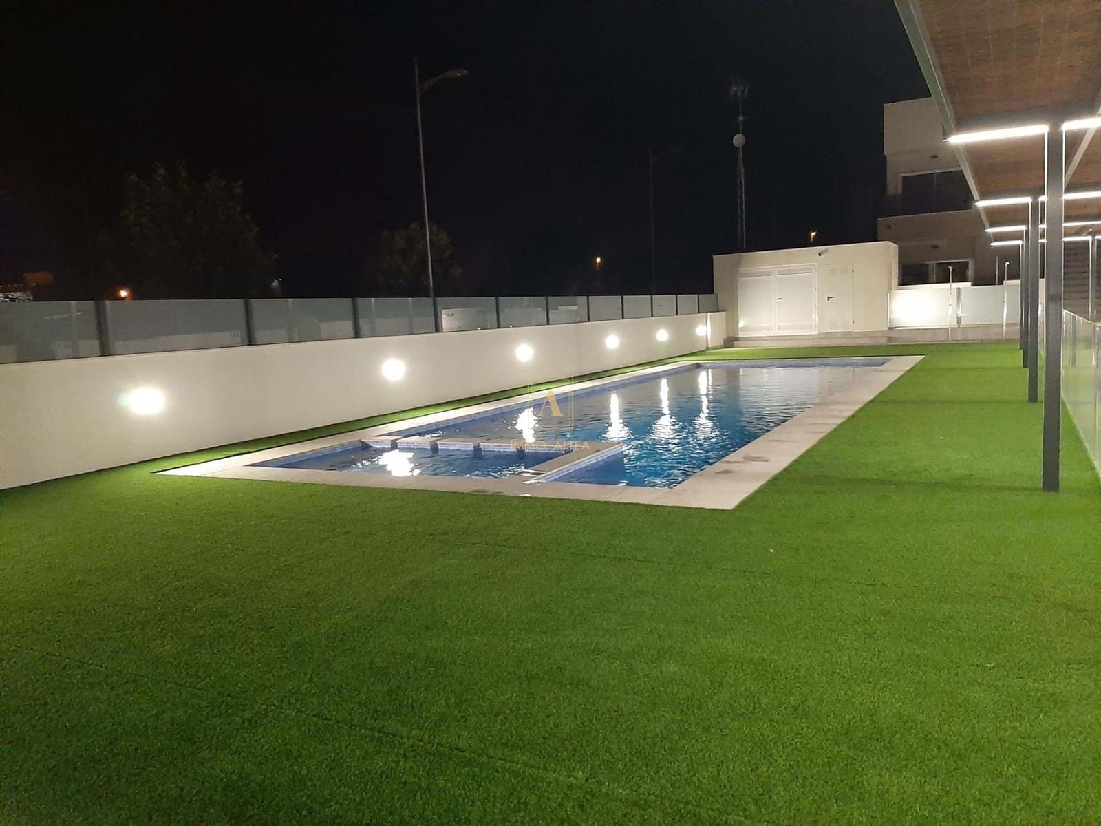 3 quarto Casa em Banda para venda em Pilar de la Horadada com piscina - 370 000 € (Ref: 9567699)
