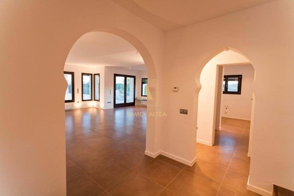 4 chambre Villa/Maison à vendre à Alicante ville avec piscine - 1 440 000 € (Ref: 9567737)