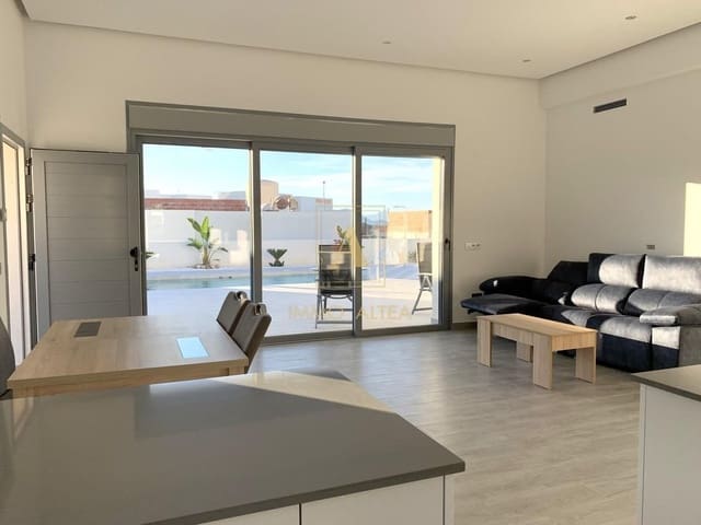 3 quarto Moradia para venda em Rafal com piscina garagem - 415 000 € (Ref: 9567763)