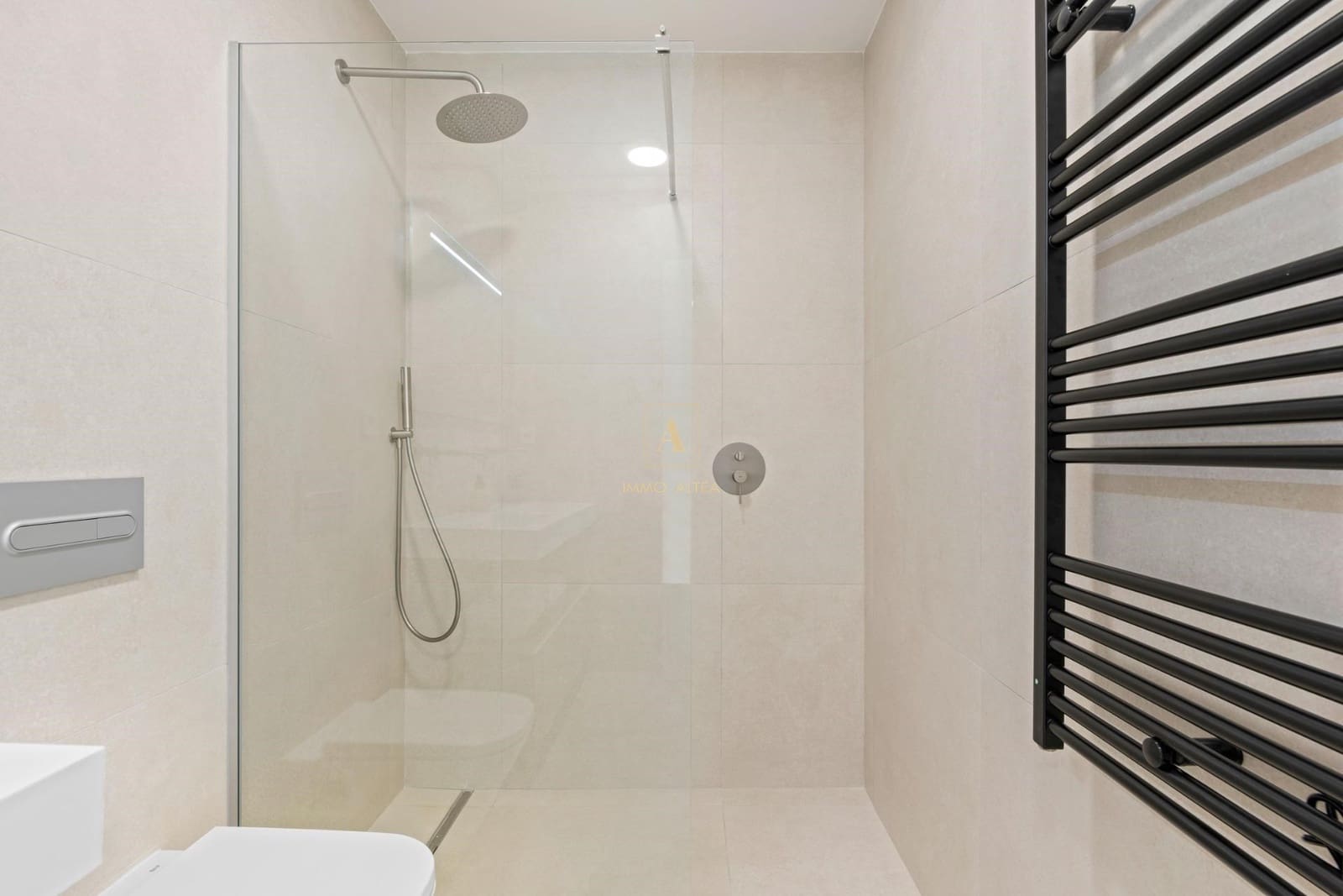 3 bedroom Villa for sale in Los Alcazares with pool - € 499,900 (Ref: 9567827)