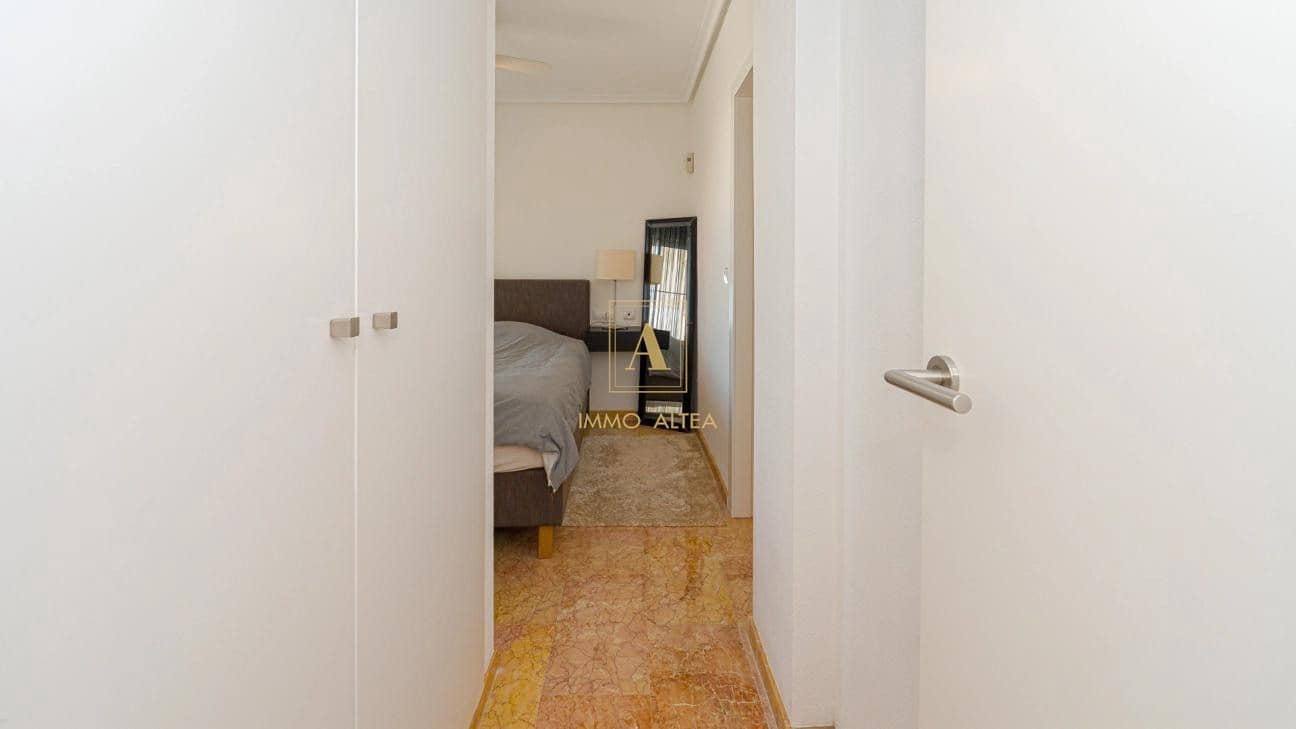 3 Zimmer Apartment zu verkaufen in Alicante / Alacant Stadt mit Pool - 549.000 € (Ref: 9581498)