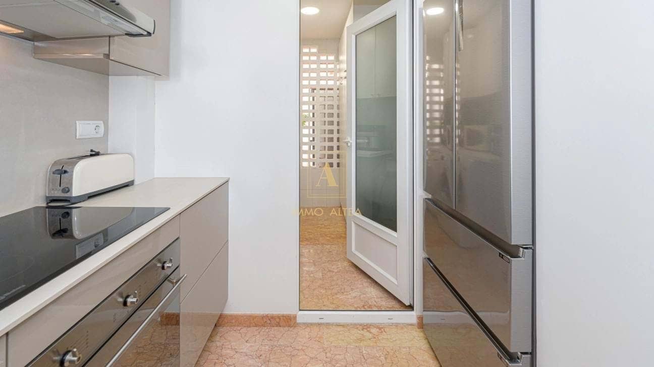 3 Zimmer Apartment zu verkaufen in Alicante / Alacant Stadt mit Pool - 549.000 € (Ref: 9581498)