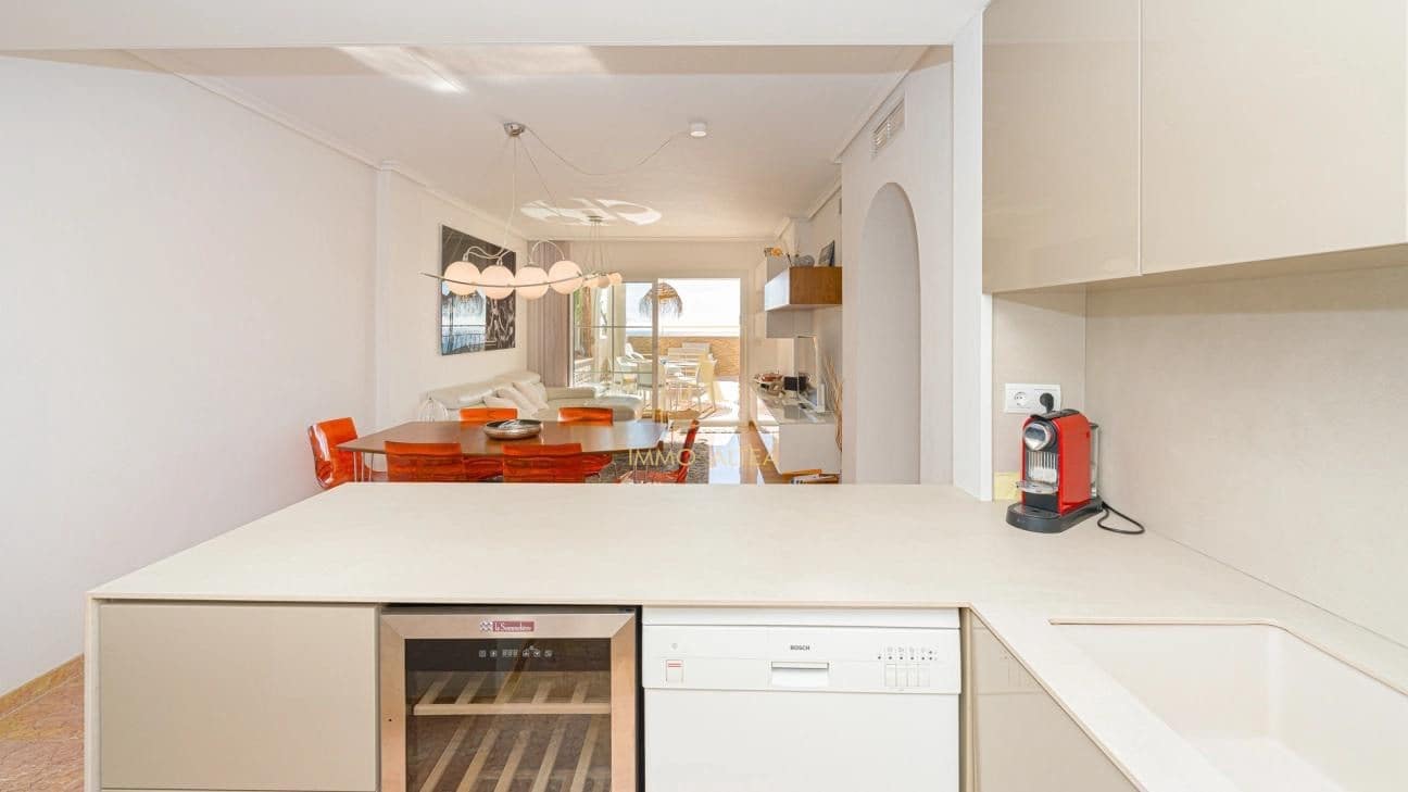 3 Zimmer Apartment zu verkaufen in Alicante / Alacant Stadt mit Pool - 549.000 € (Ref: 9581498)